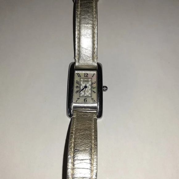 COACH-Lexington-Breast Cancer Awareness-Silver Leather Band Watch-Excellent - Picture 3 of 11